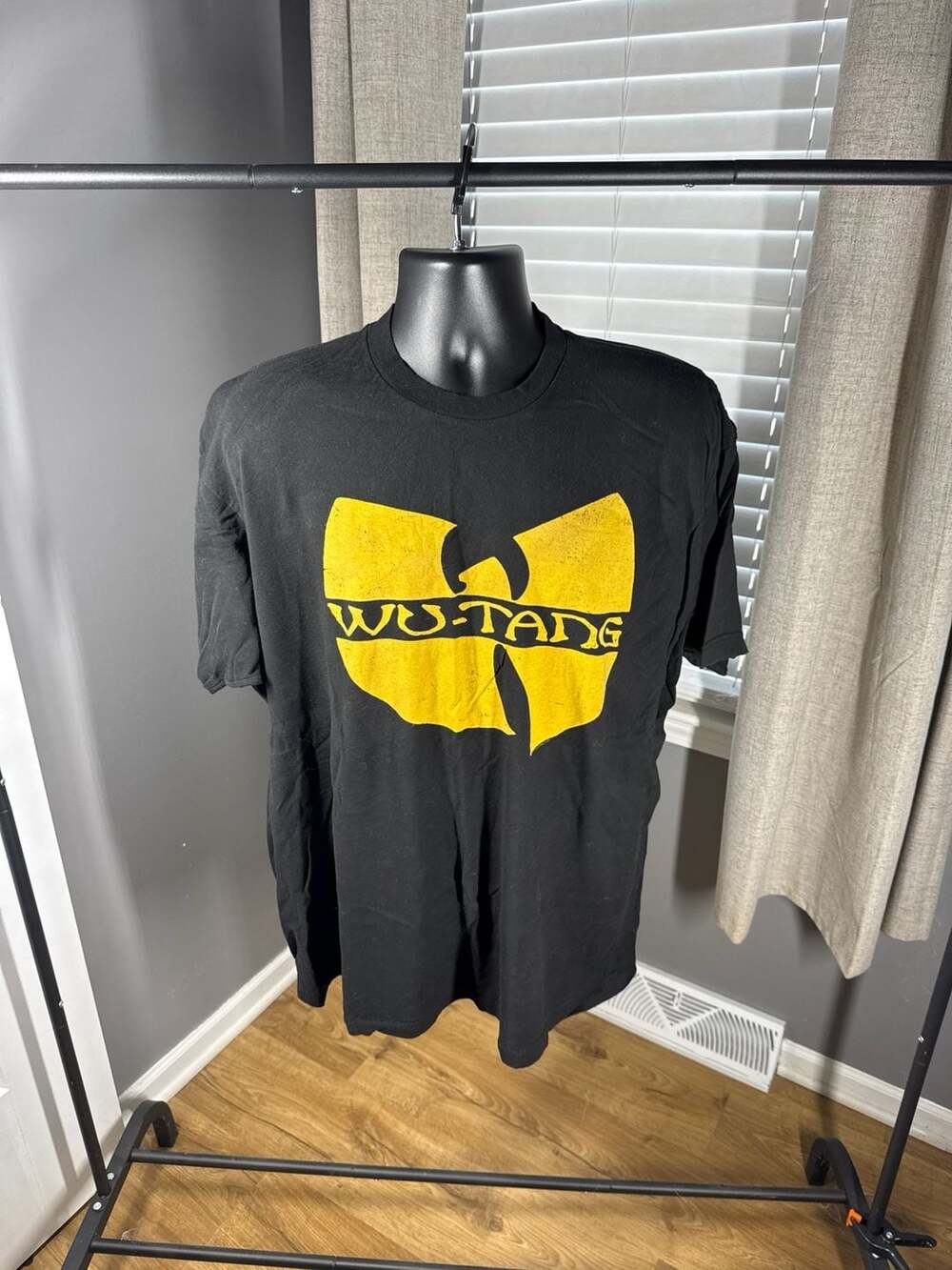 Wu-Tang Clan Distressed Logo Graphic Rap Tee XL